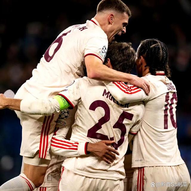 关于欧预赛惊心动魄一幕,球迷齐声欢呼的信息 关于欧预赛惊心动魄一幕,球迷齐声欢呼的信息