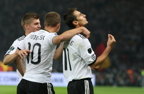 北马其顿队经验老将指导队伍备战欧洲杯预选赛的简单介绍 北马其顿队经验老将指导队伍备战欧洲杯预选赛的简单介绍