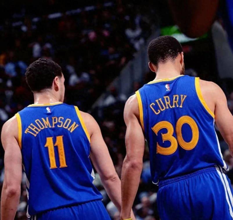 杜巴利梅开二度，尤文图斯主场大胜气势如虹的简单介绍