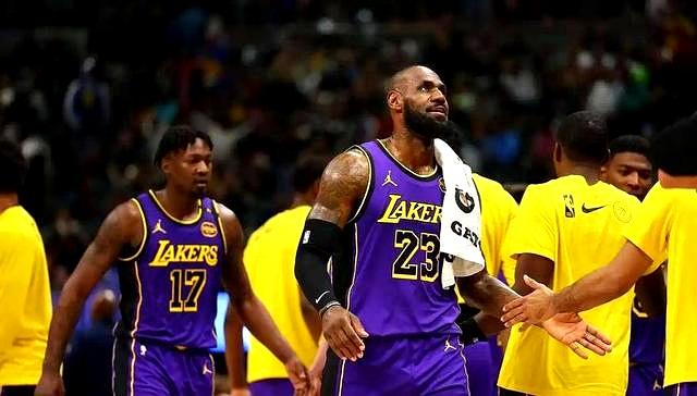 意大利国家队击败强敌,稳坐积分榜第一位 意大利国家队击败强敌,稳坐积分榜第一位