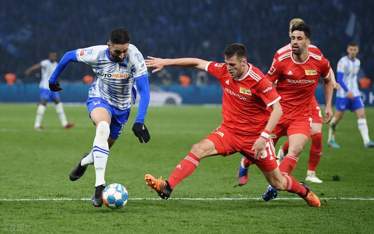 奥格斯堡面对柏林赫塔，寻求赢得关键比赛的简单介绍