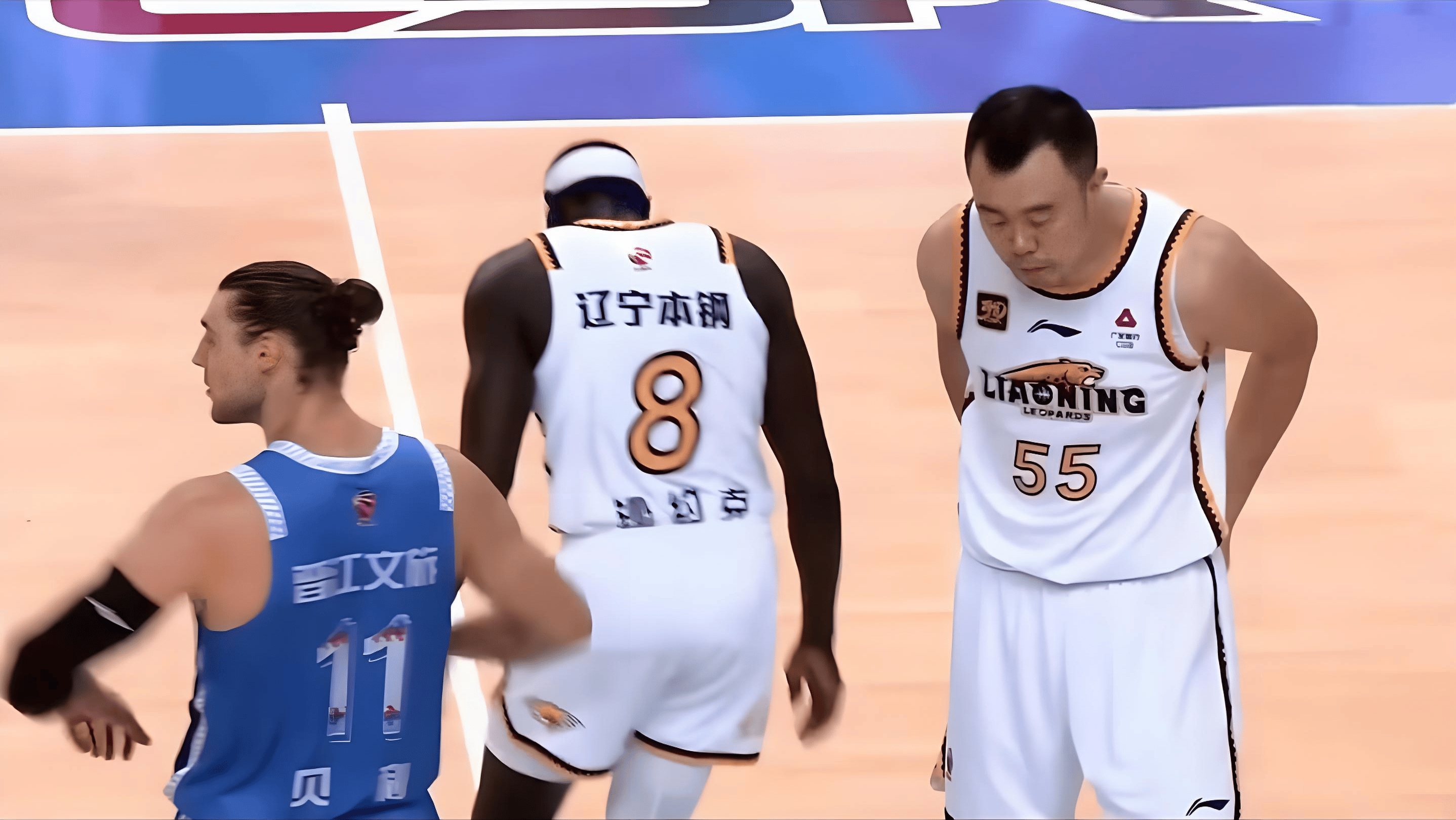 辽宁队力克福建队，保持不败纪录