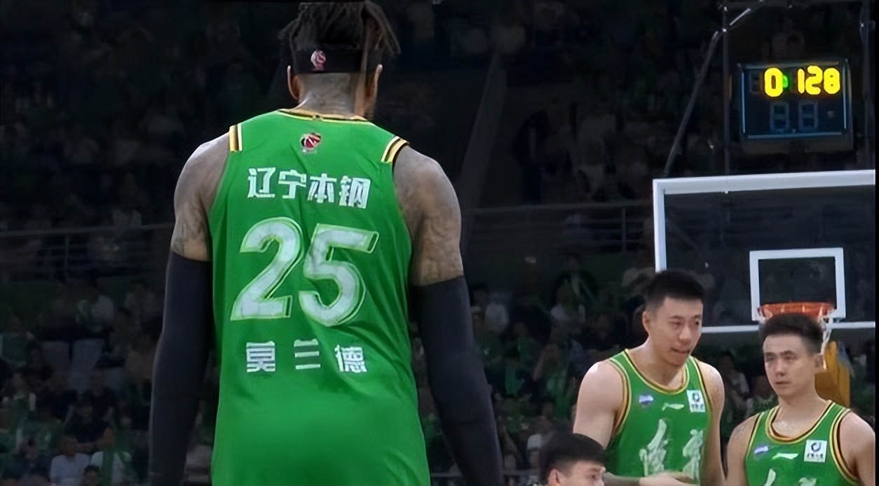 包含辽宁主场失利，球迷担忧前景的词条