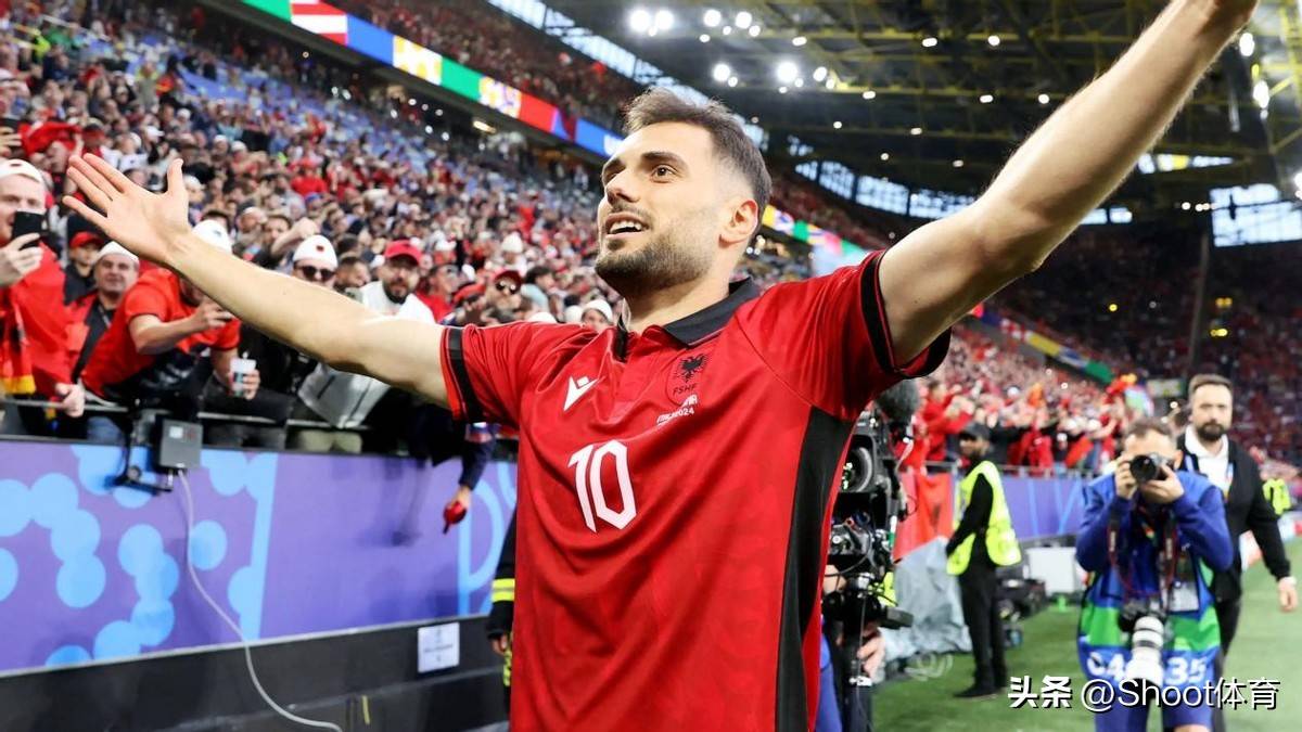 欧洲足坛巨星火爆交手，引发猛烈激战