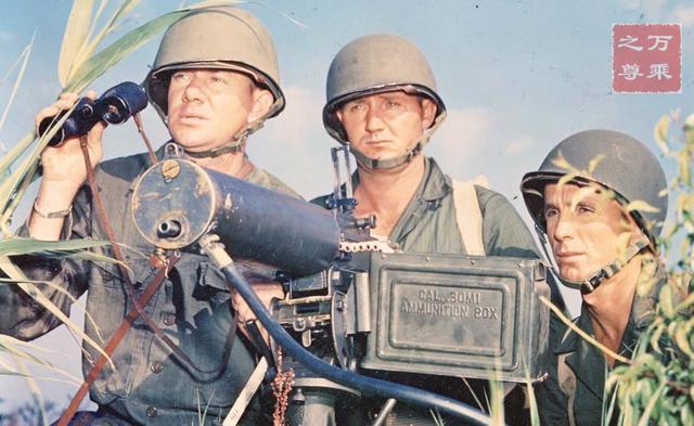 关于里昂后防稳固，攻守兼顾赢得赞誉的信息