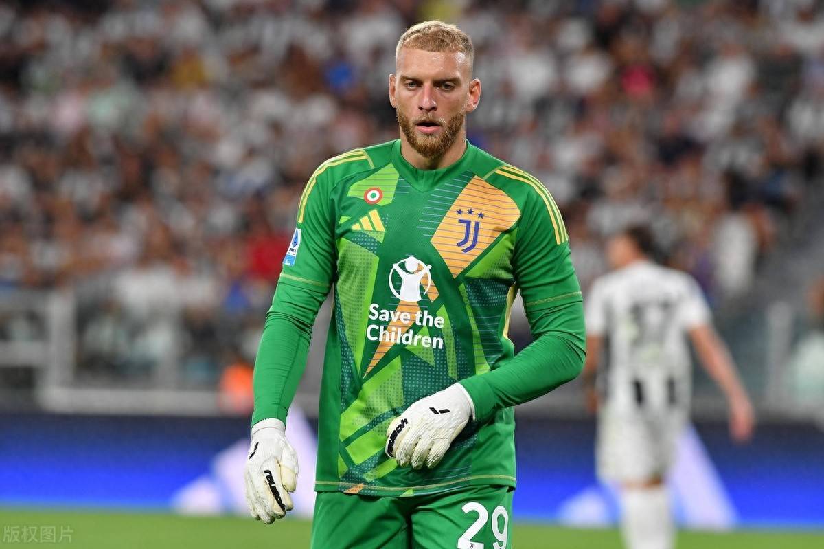 爱游戏下载-曼城门将状态下滑，是否需要轮换备选门将？