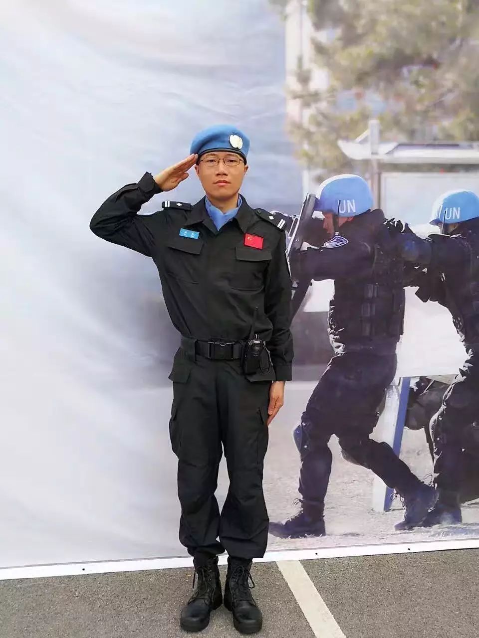 利比里亚女足队展现拼搏精神迎难而上