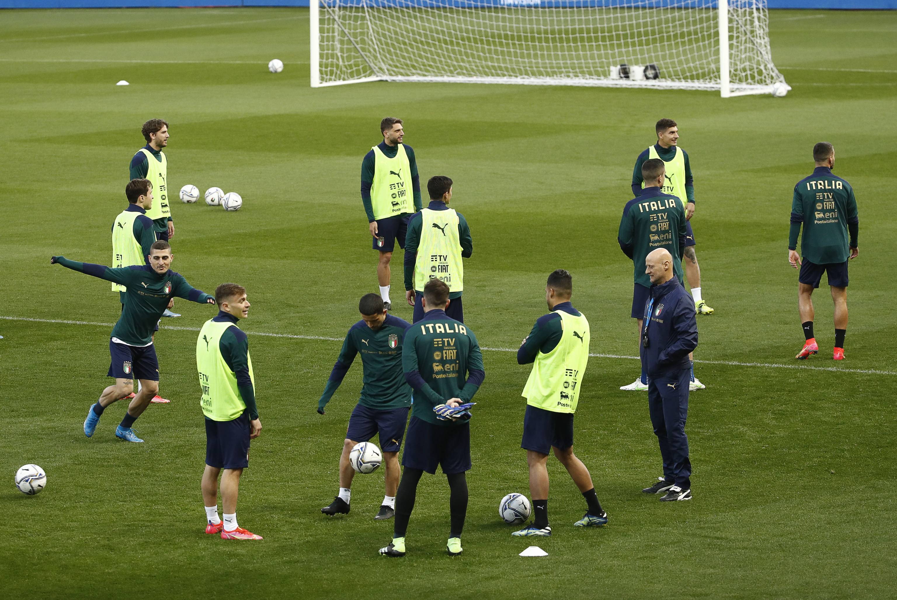 意大利队取得胜利进军淘汰赛