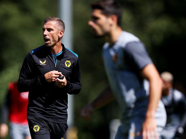 狼队客场告捷，保持不败纪录