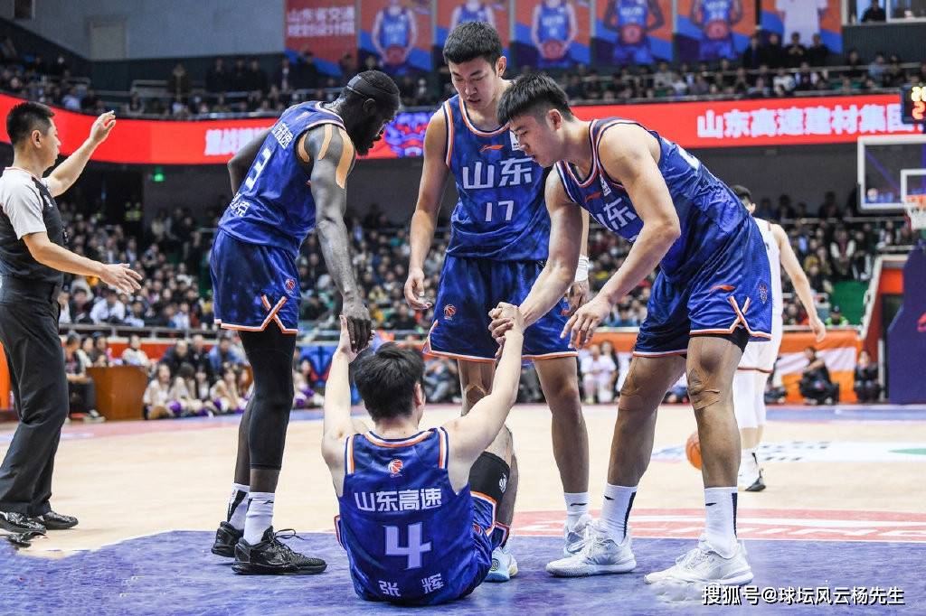 河北男篮惊险胜出，提振信心