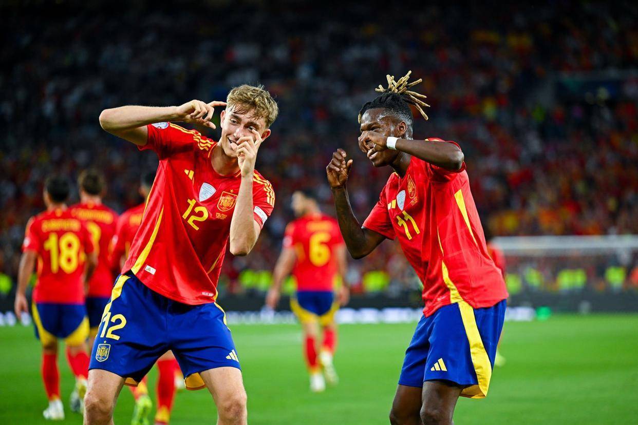 西班牙豪门势如破竹欲夺得三分