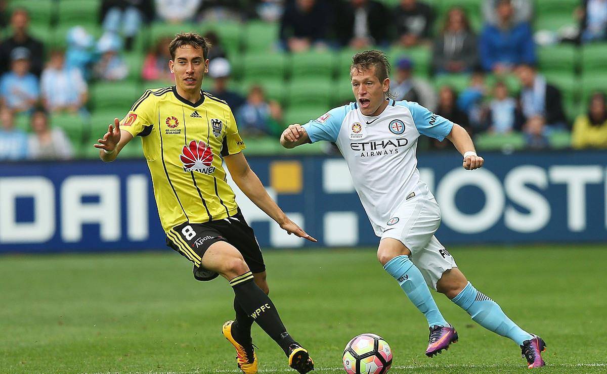 沙尔克遭遇主场困境，球员表现低迷