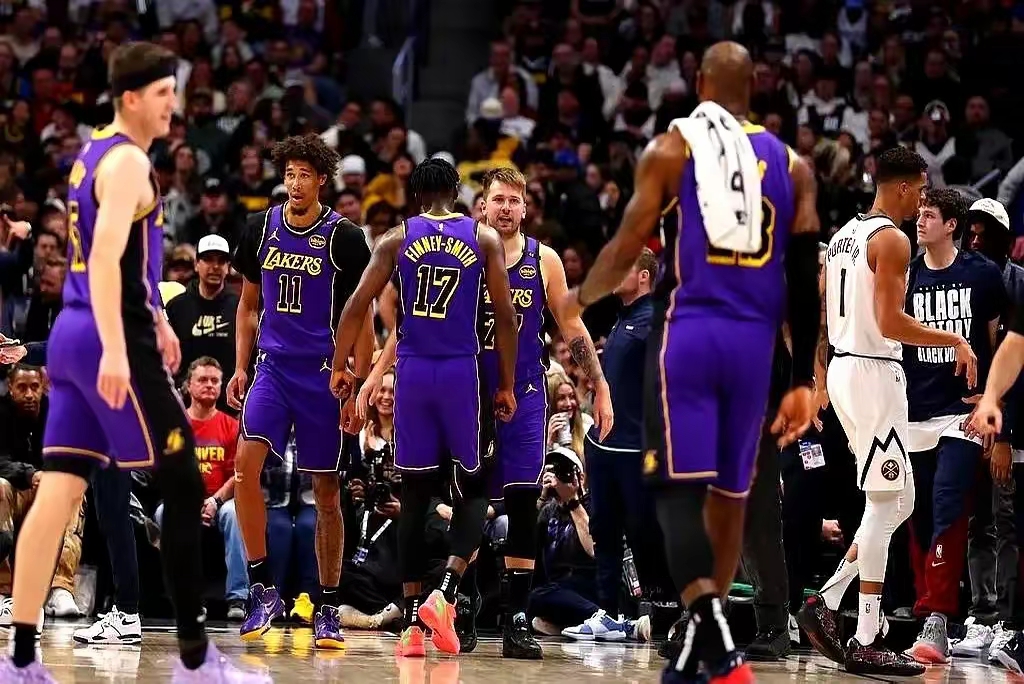 死士球星状态回升，连续两场比赛突破分