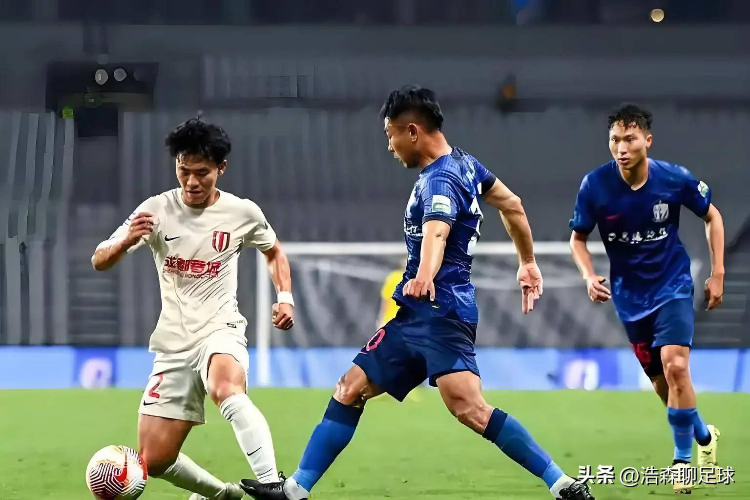 上海申花惊险逆转，晋级下一轮