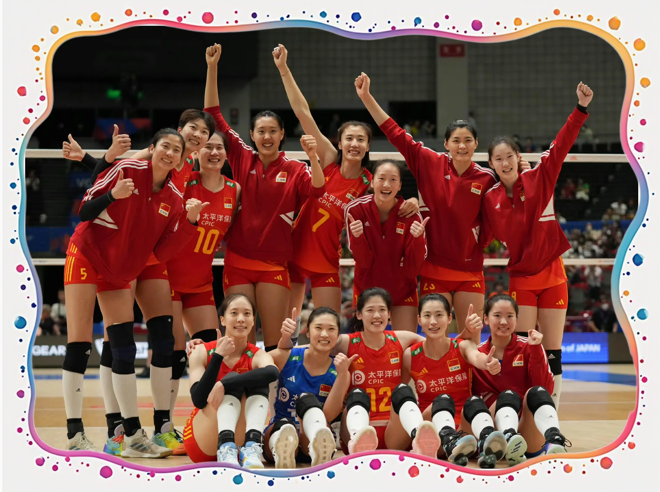 荷兰女足队夺得国内联赛冠军，实力超群