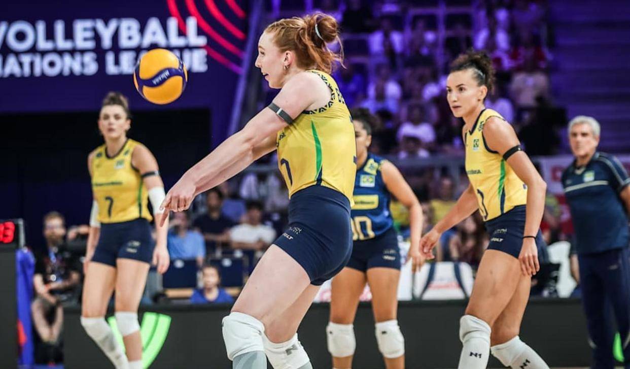 巴西女队力压挪威获得胜利晋级四强