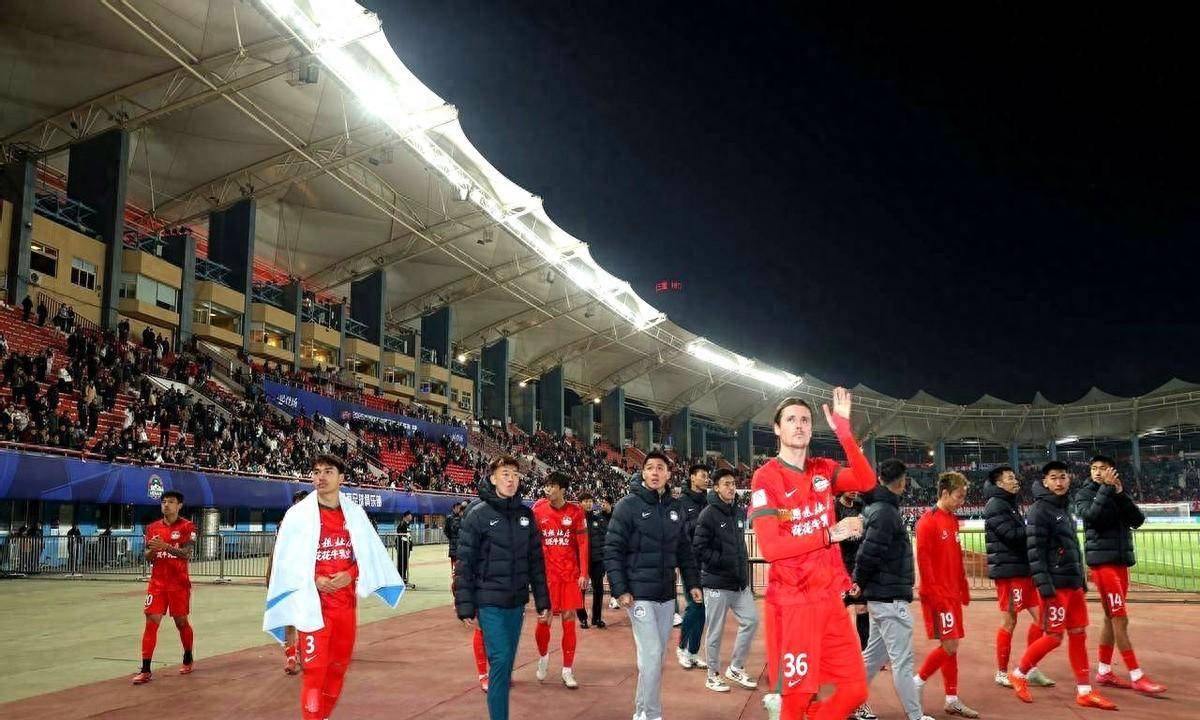 河南建业比不敌武汉卓尔，客场告负