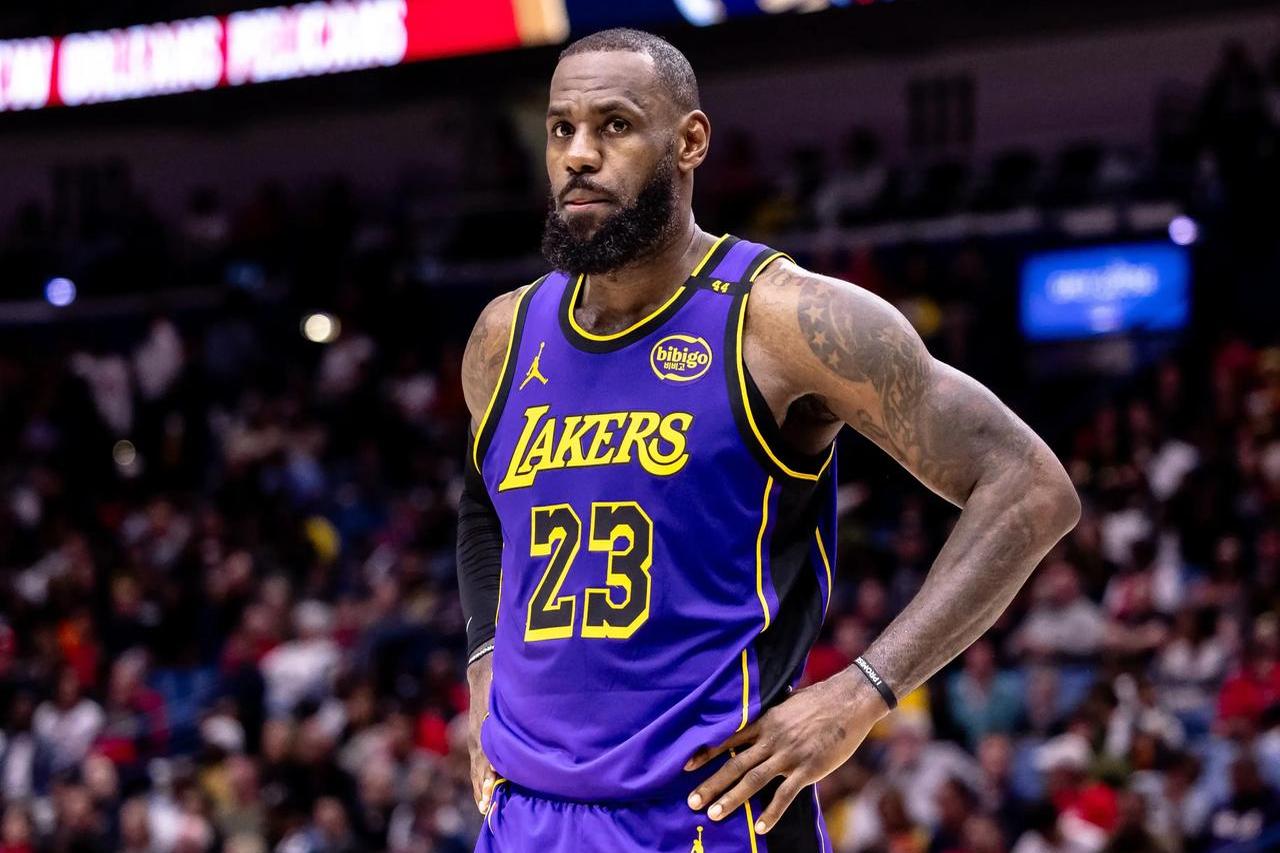 甘冈主场大胜，轻松击败对手赢得比赛