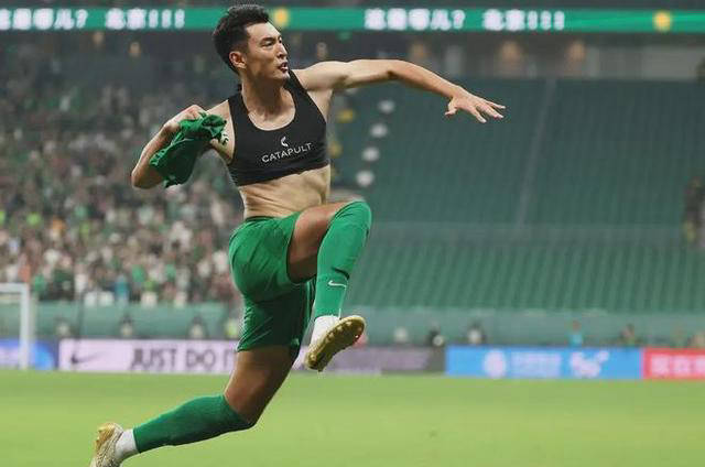 包含国安新秀耀眼，联赛表现异常亮眼的词条