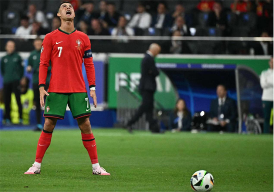 斯洛文尼亚退赛淘汰，挪威晋级八强