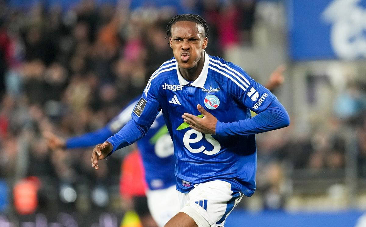 瓦朗谢纳客场击败斯特拉斯堡，积分榜上升