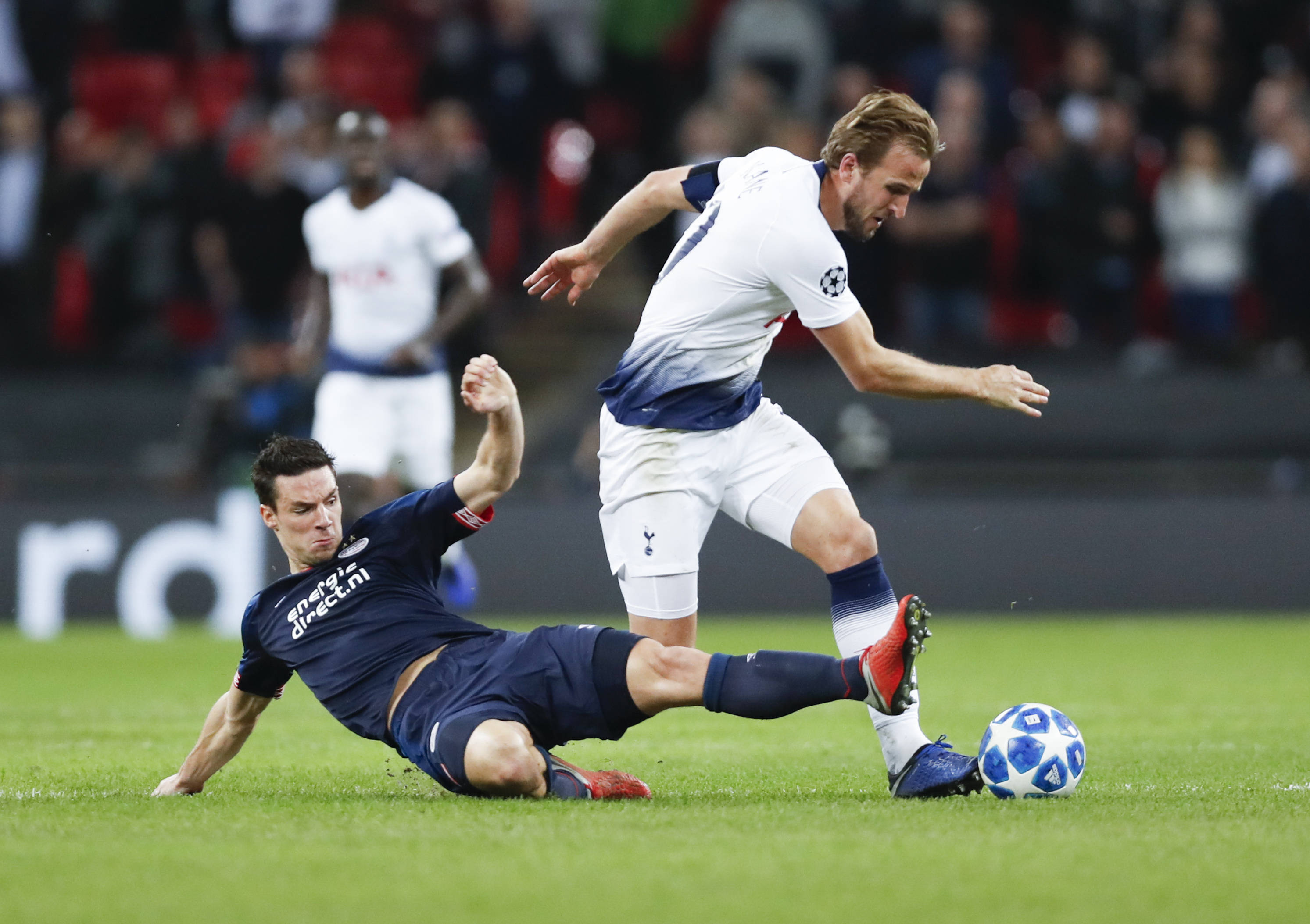 广州恒大实力碾压对手，主场一枝独秀的简单介绍