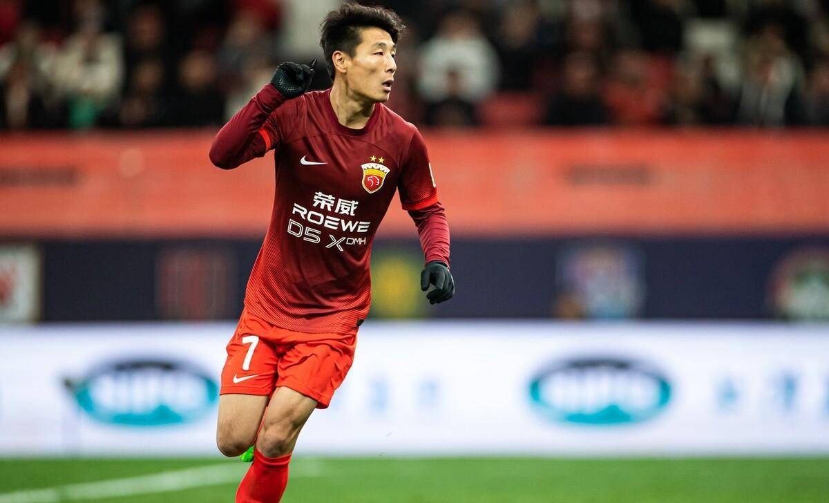 球队战绩迅速攀升外界赞誉不断