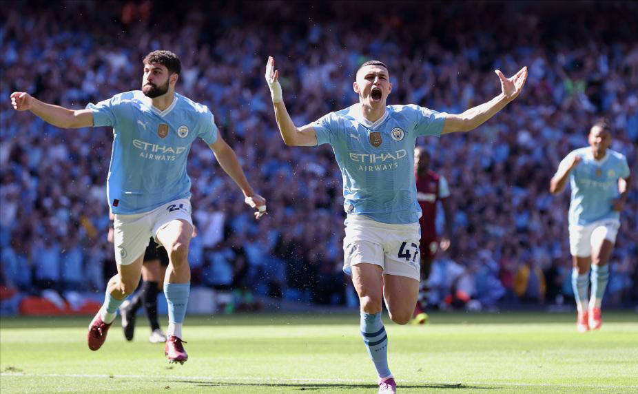 曼城双杀对手，碾压晋级四强