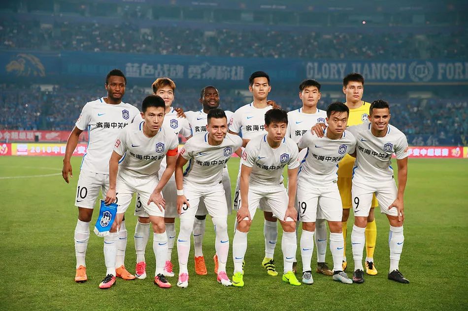 天津泰达客场遭受挑战，未来之路充满艰辛