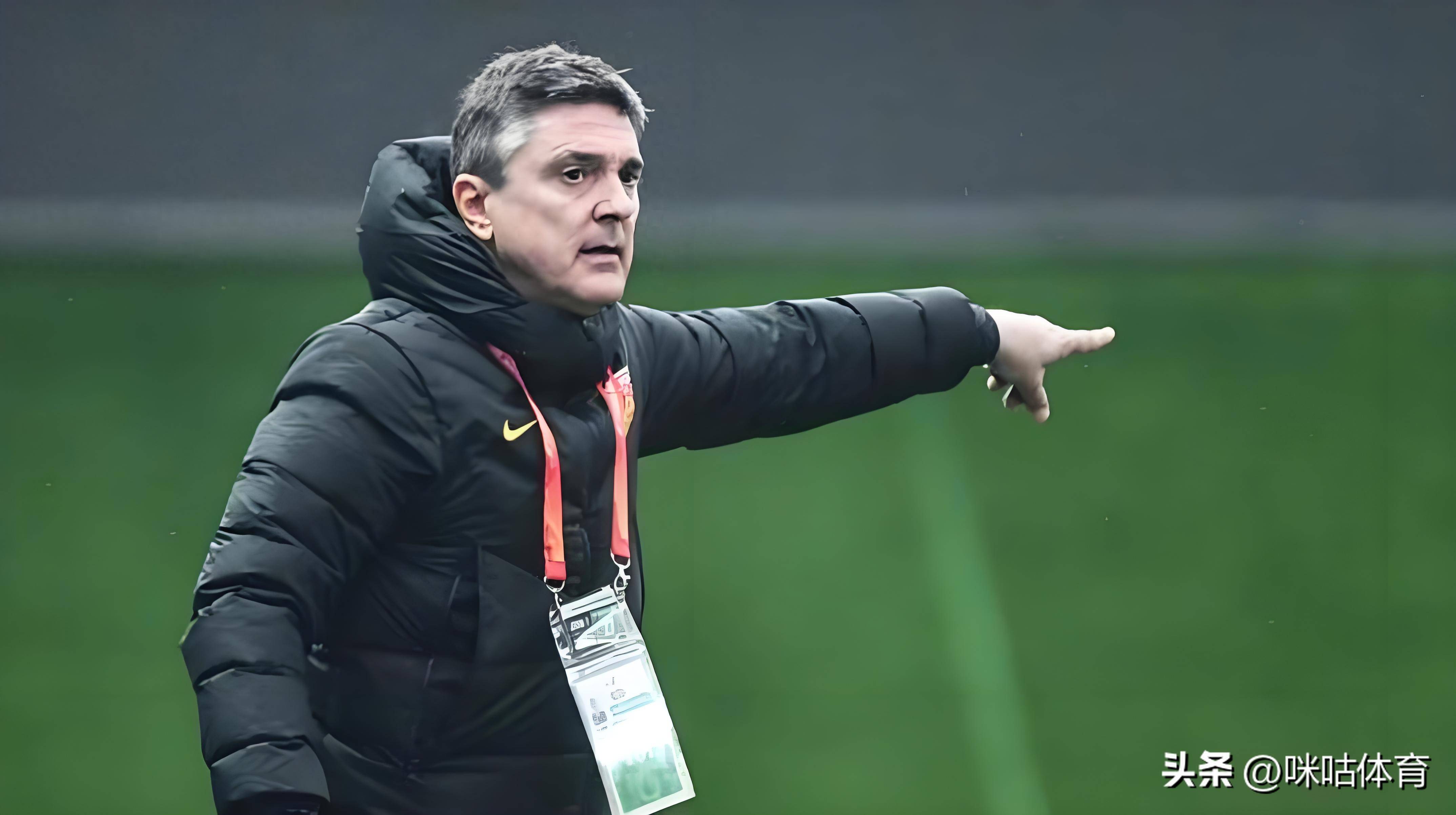 变为：韩国队年轻球员获好评称赞的简单介绍