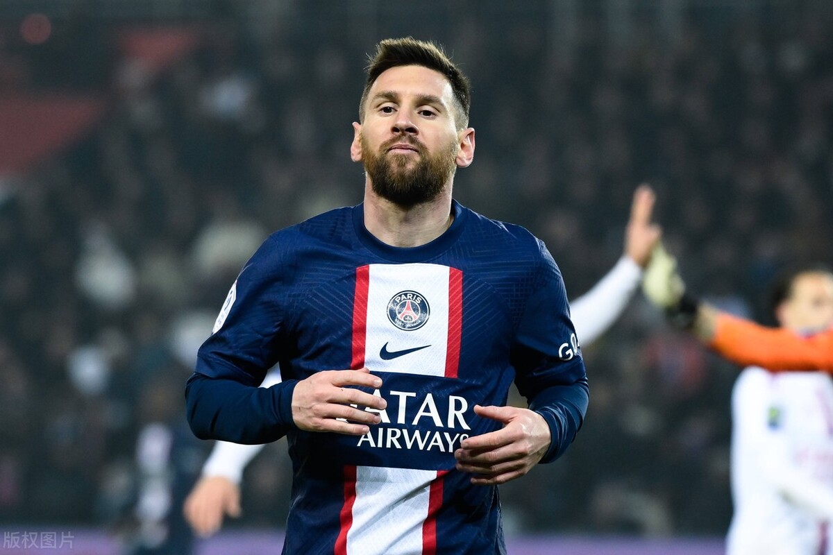 PSG球员受伤停赛数周，球队阵容遭考验的简单介绍