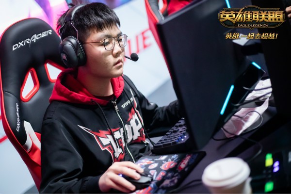 GEN翻盘HKA，Crisp拿下关键大龙激烈交锋半决赛，锁定晋级资格的简单介绍