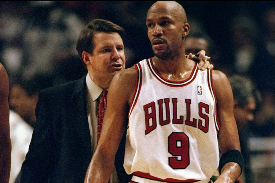 公牛队4连败，教练下课传言四起的简单介绍