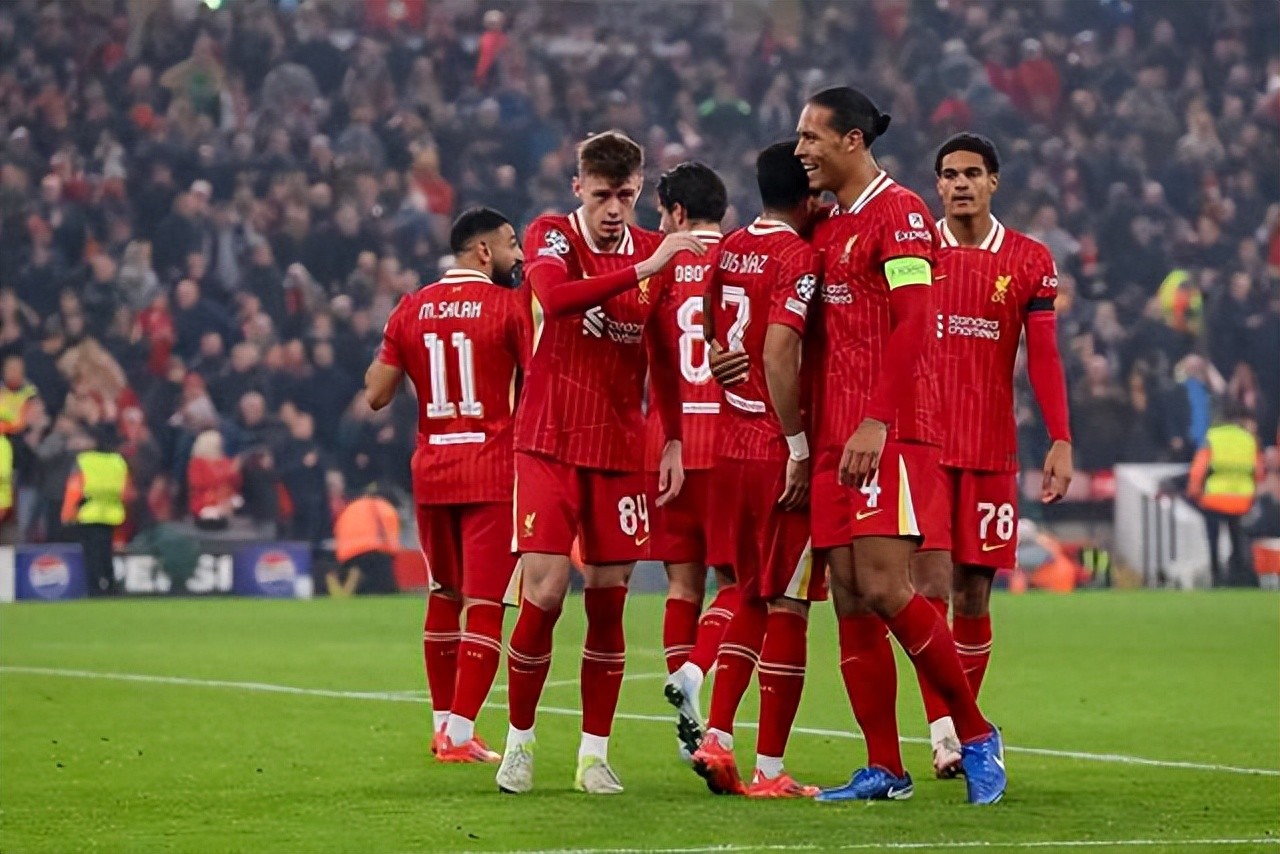 包含欧洲篮球联赛如火如荼，强队势如破竹的词条