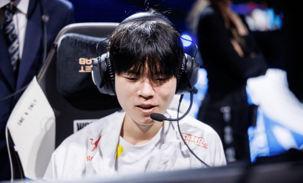 NS轻取FLY，Deft开启传奇时刻焦点之战小组赛，锁定晋级资格