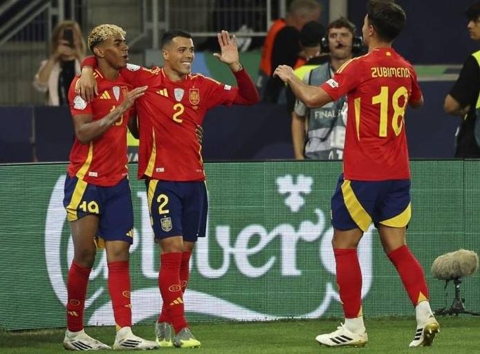 包含欧国联赛热门球队或遭逆袭，胜负难料的词条