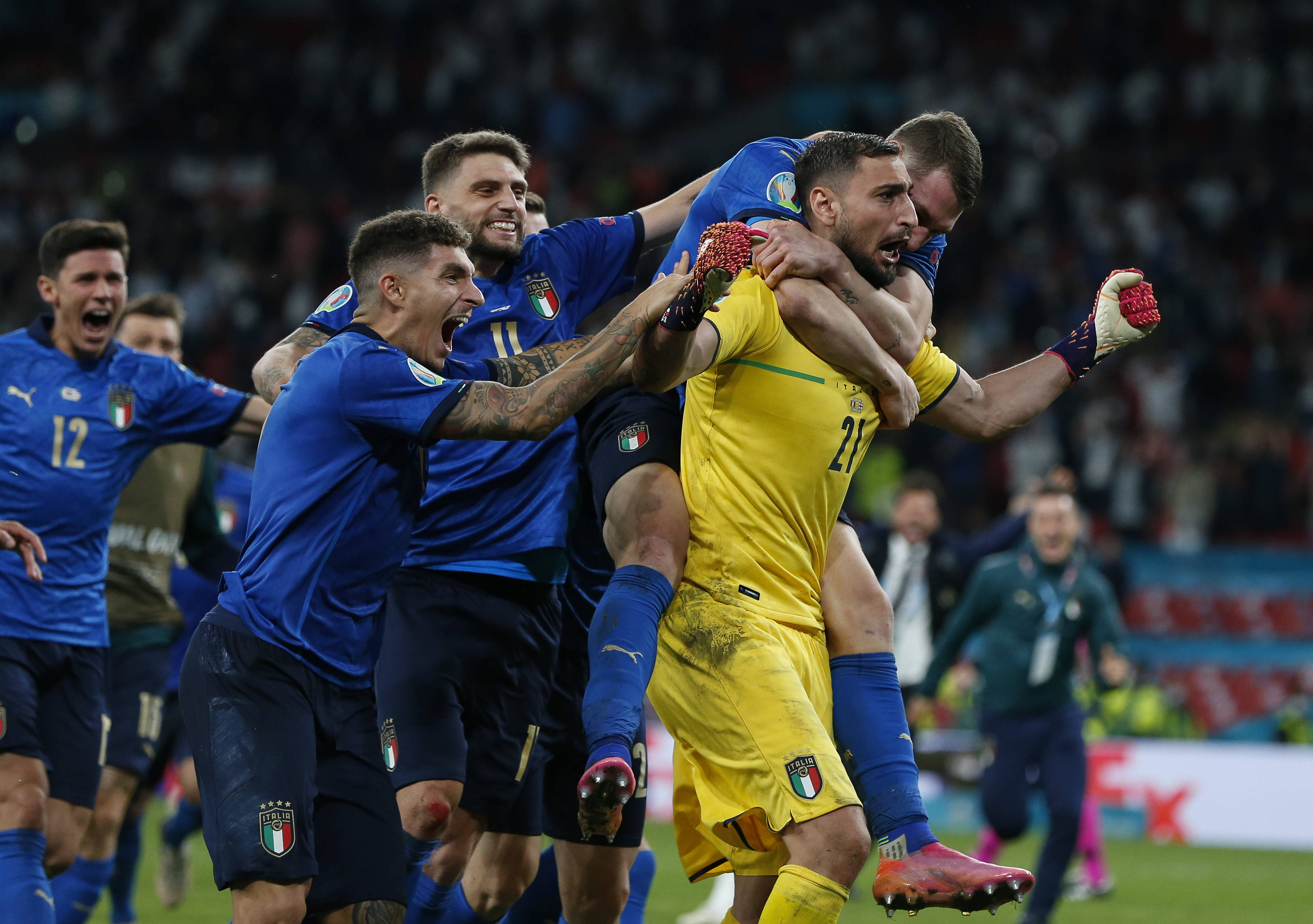 西班牙击败荷兰，闯进欧预赛半决赛